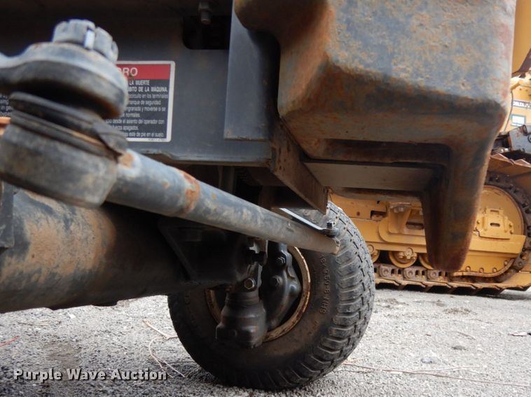 image for item DC2062 Kubota F3680  lawn mower