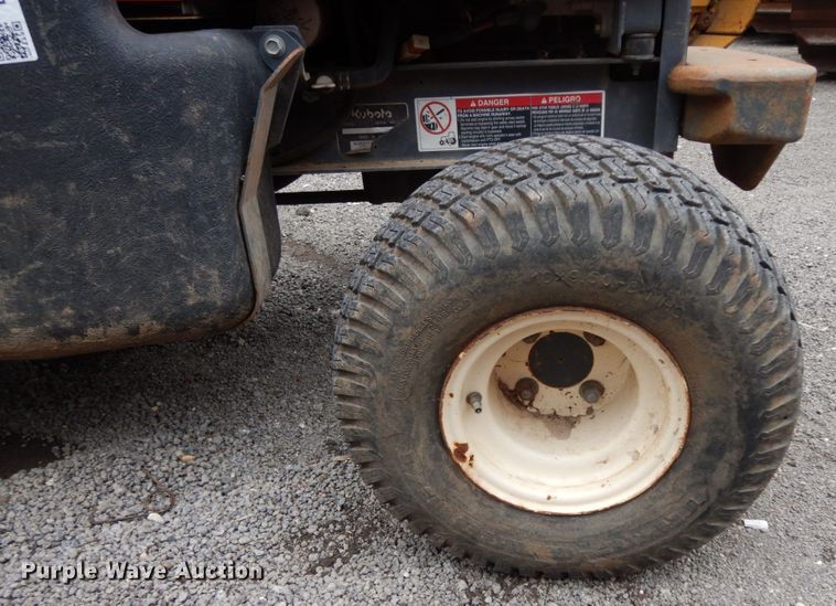 image for item DC2062 Kubota F3680  lawn mower