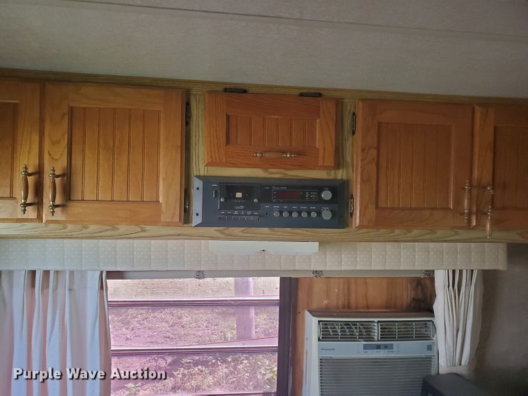 image for item DI5177 1987 Nuwa Hitchhiker  camper