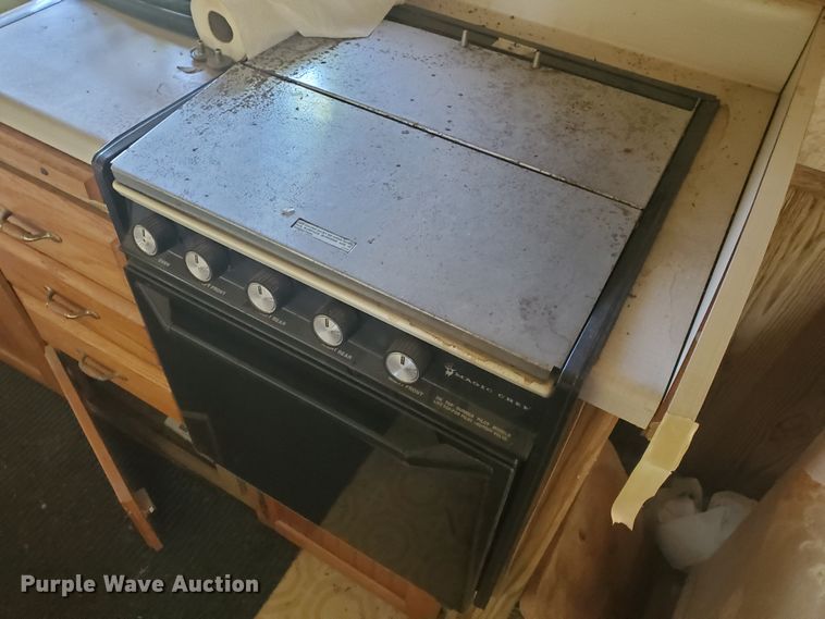 image for item DI5177 1987 Nuwa Hitchhiker  camper