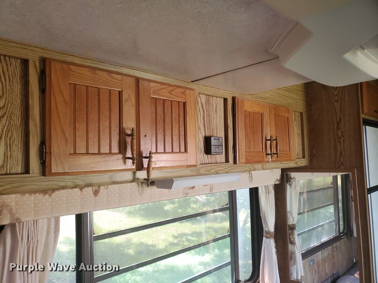 image for item DI5177 1987 Nuwa Hitchhiker  camper