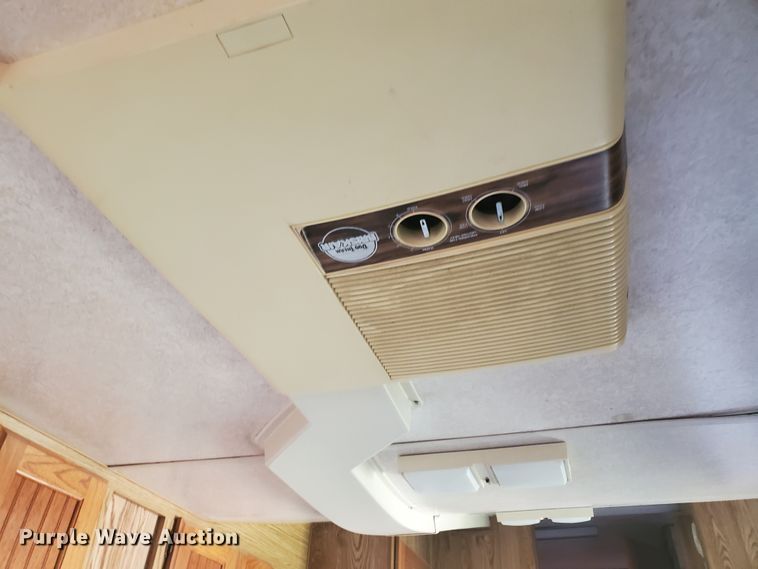 image for item DI5177 1987 Nuwa Hitchhiker  camper