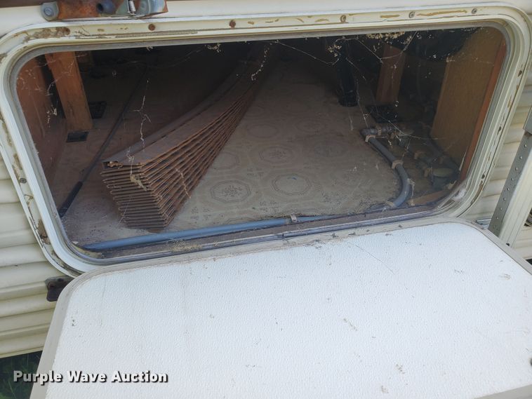 image for item DI5177 1987 Nuwa Hitchhiker  camper