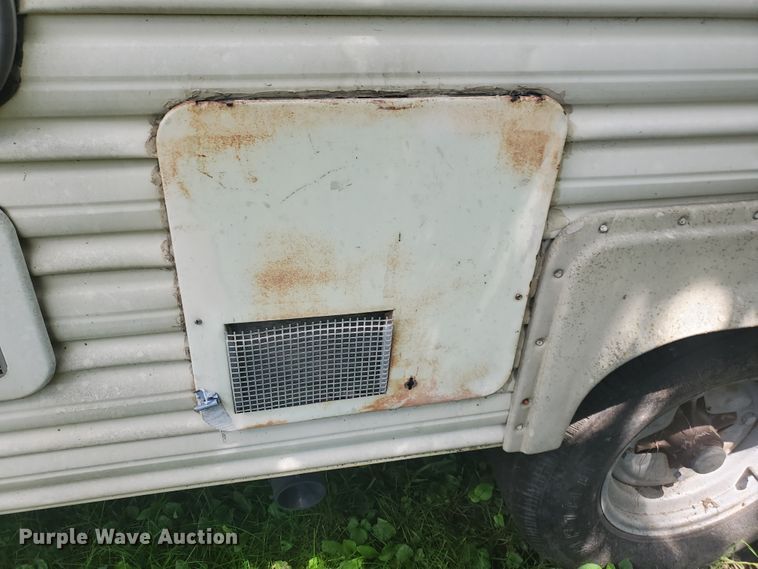 image for item DI5177 1987 Nuwa Hitchhiker  camper