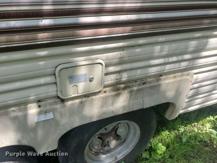image for item DI5177 1987 Nuwa Hitchhiker  camper