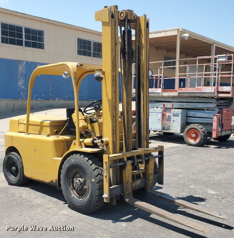 image for item DI5194 Hyster H80B  forklift
