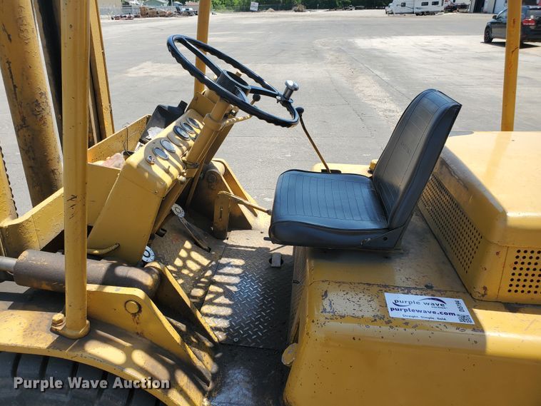 image for item DI5194 Hyster H80B  forklift