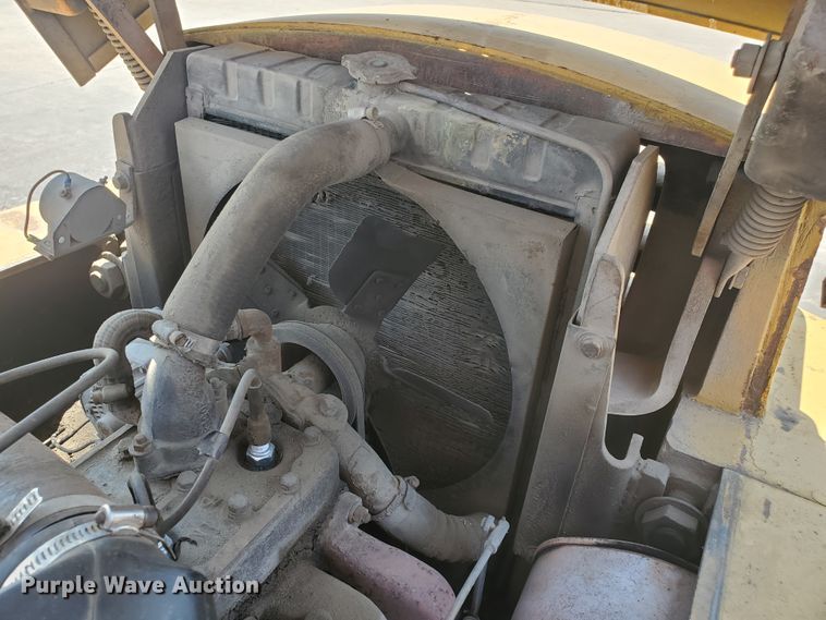 image for item DI5194 Hyster H80B  forklift