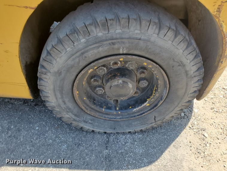 image for item DI5194 Hyster H80B  forklift