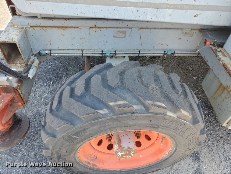 image for item DI5195 2007 Skyjack SJ8841  scissor lift