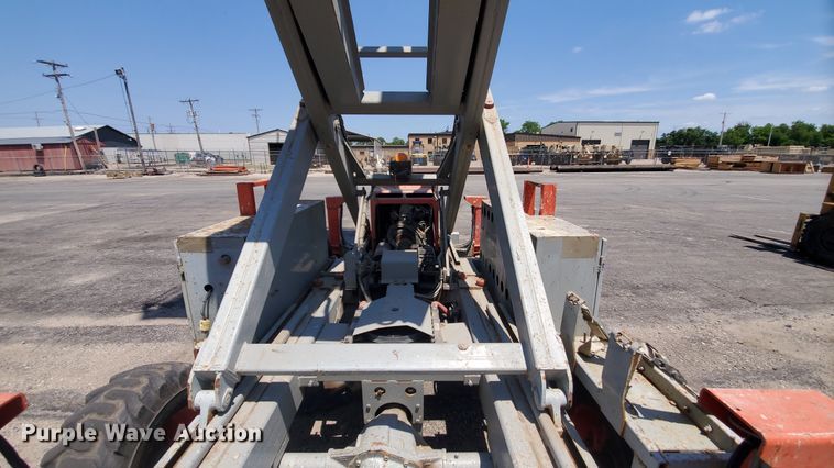 image for item DI5195 2007 Skyjack SJ8841  scissor lift