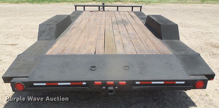 image for item DI5661 2000 Eagle utility trailer