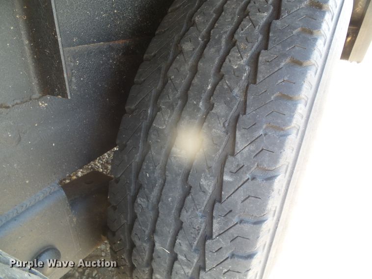 image for item DI5661 2000 Eagle utility trailer