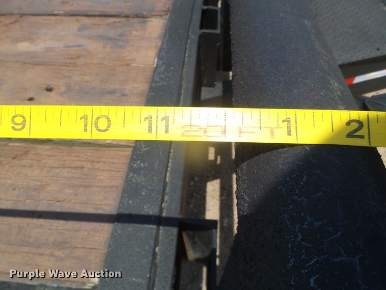 image for item DI5661 2000 Eagle utility trailer