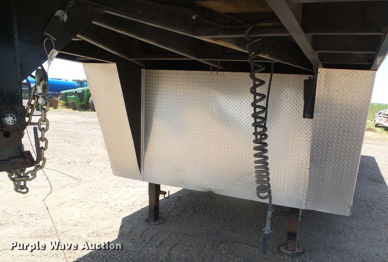 image for item DI5663 2009 Cargo UVW-23  enclosed cargo trailer