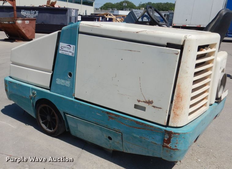 image for item DI6689 Tennant 355 sweeper