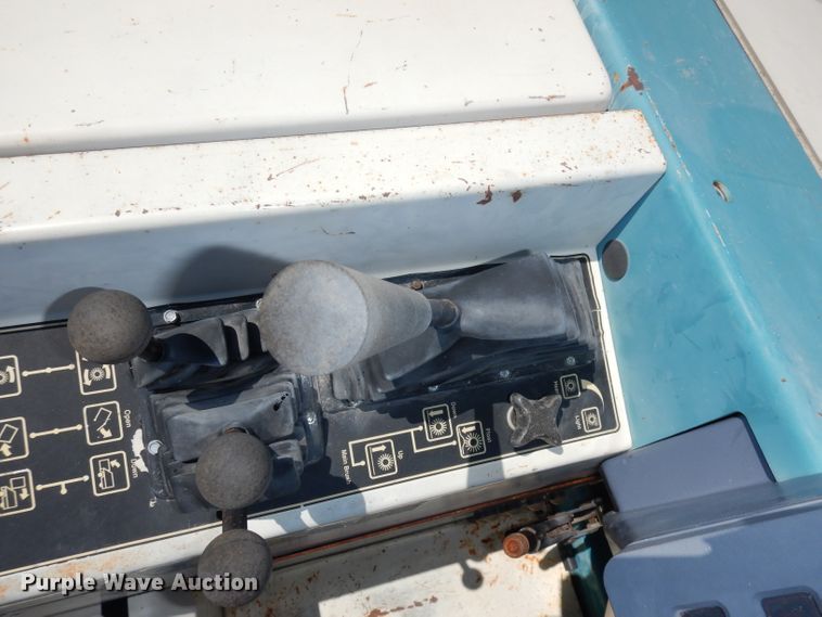 image for item DI6689 Tennant 355 sweeper