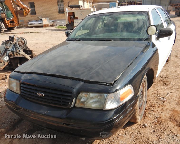 image for item DK2238 1999 Ford Crown Victoria Police Interceptor