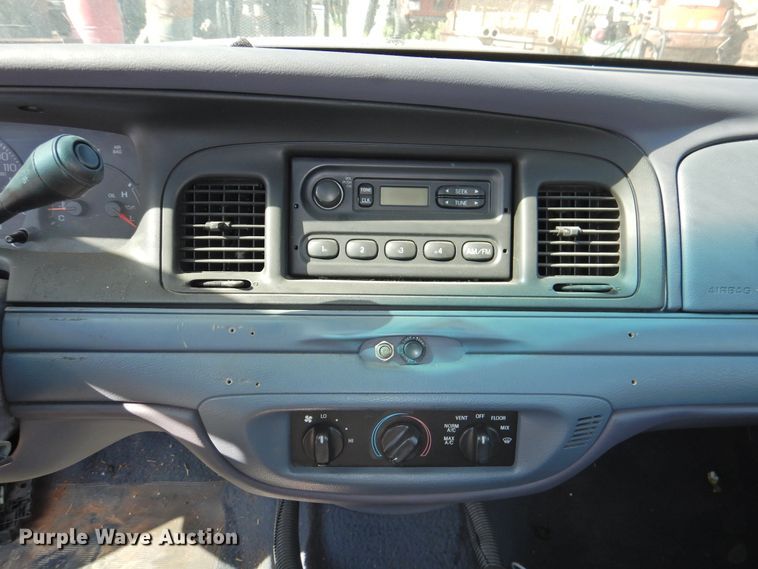 image for item DK2238 1999 Ford Crown Victoria Police Interceptor