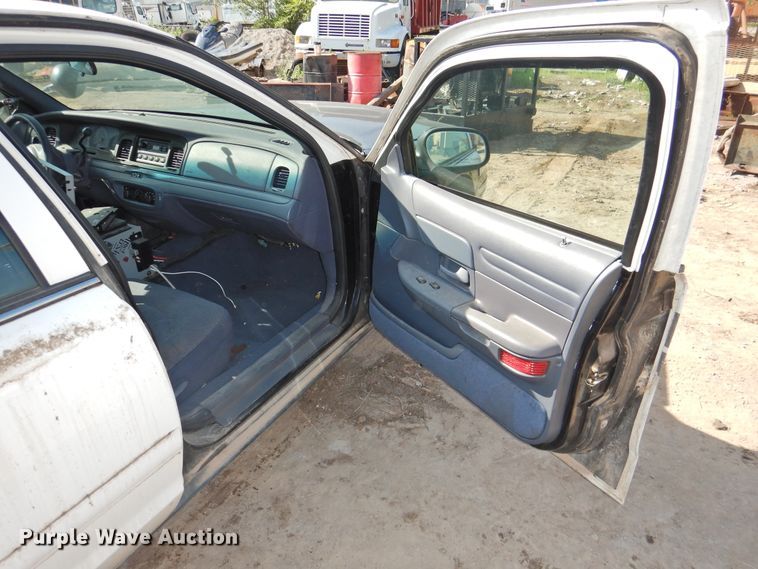 image for item DK2238 1999 Ford Crown Victoria Police Interceptor