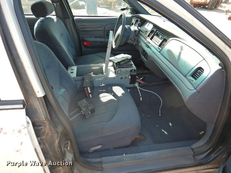 image for item DK2238 1999 Ford Crown Victoria Police Interceptor