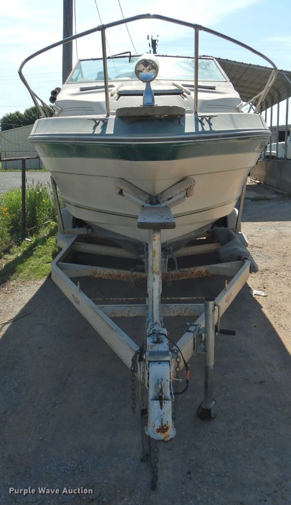 image for item DK2240 1988 Sea Ray 230 Weekender  boat