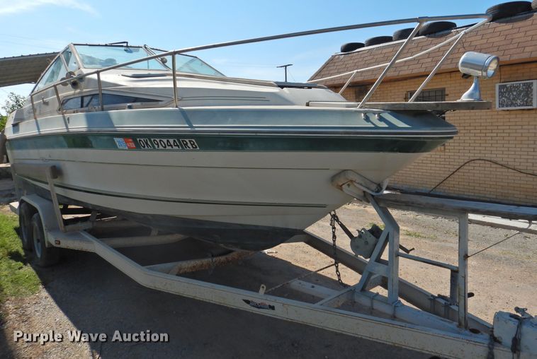 image for item DK2240 1988 Sea Ray 230 Weekender  boat