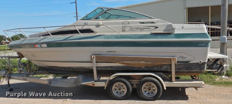 image for item DK2240 1988 Sea Ray 230 Weekender  boat