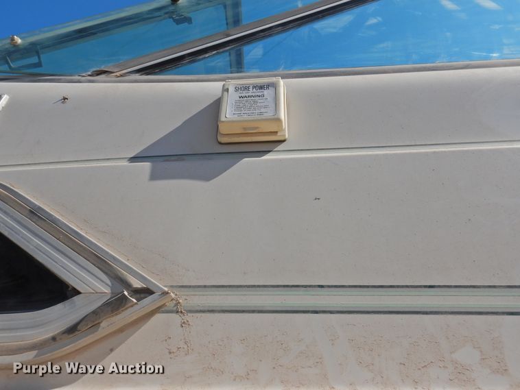 image for item DK2240 1988 Sea Ray 230 Weekender  boat