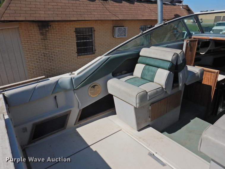 image for item DK2240 1988 Sea Ray 230 Weekender  boat