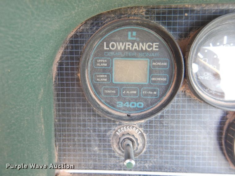 image for item DK2240 1988 Sea Ray 230 Weekender  boat