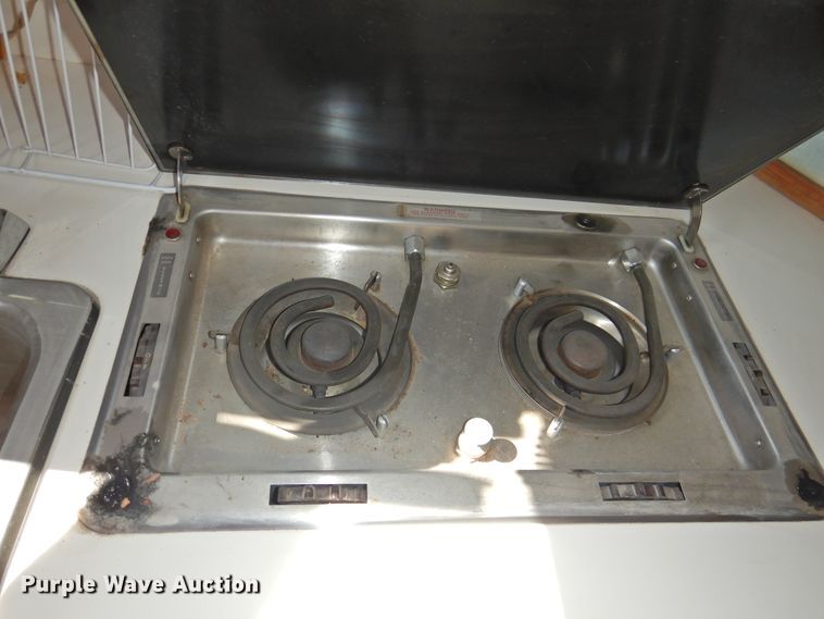 image for item DK2240 1988 Sea Ray 230 Weekender  boat