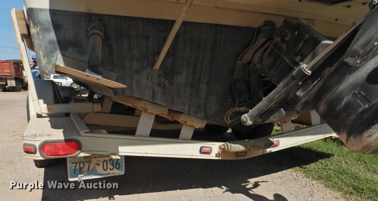 image for item DK2240 1988 Sea Ray 230 Weekender  boat