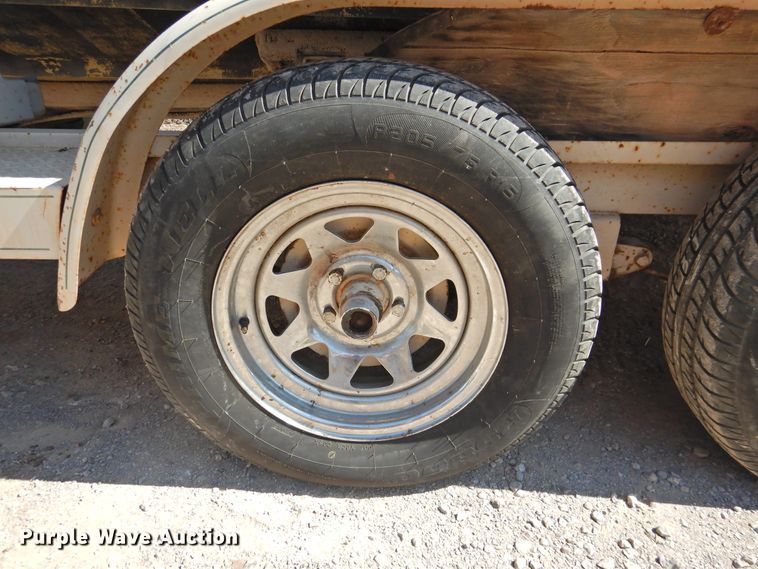 image for item DK2240 1988 Sea Ray 230 Weekender  boat