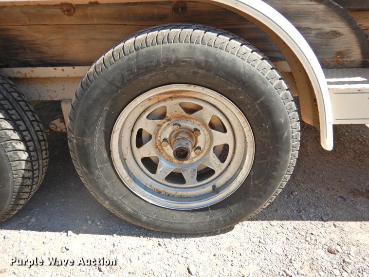 image for item DK2240 1988 Sea Ray 230 Weekender  boat