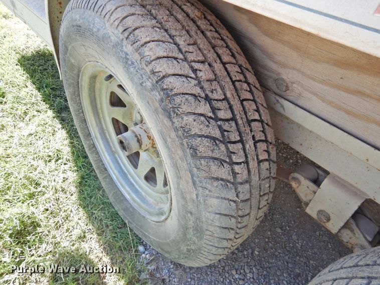 image for item DK2240 1988 Sea Ray 230 Weekender  boat