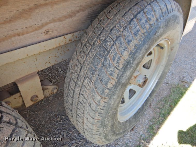 image for item DK2240 1988 Sea Ray 230 Weekender  boat