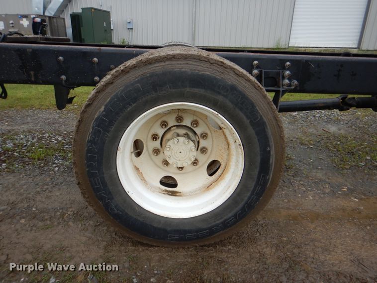 image for item DK5699 2011 International 4300  truck cab and chassis