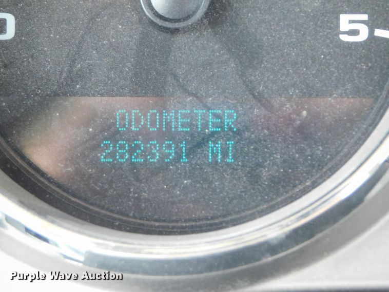 image for item DK8553 2011 Chevrolet Silverado 2500HD  pickup truck