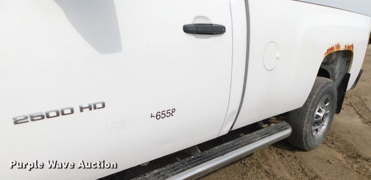 image for item DK8553 2011 Chevrolet Silverado 2500HD  pickup truck