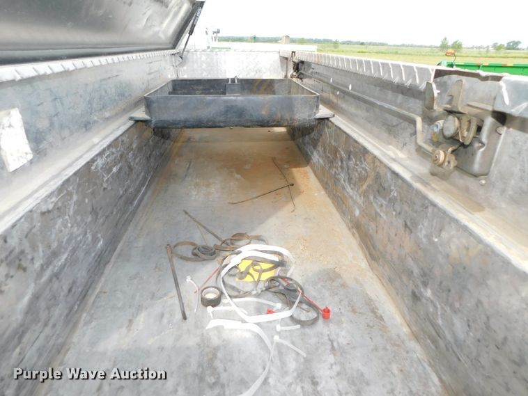 image for item DK8553 2011 Chevrolet Silverado 2500HD  pickup truck