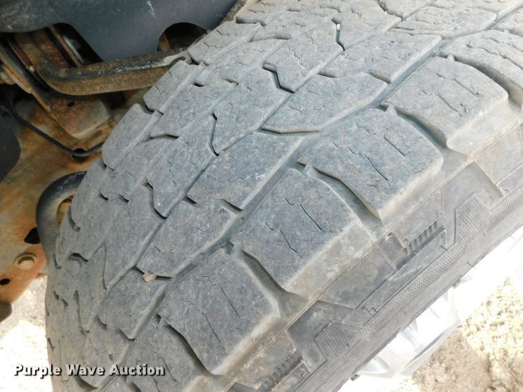 image for item DK8553 2011 Chevrolet Silverado 2500HD  pickup truck