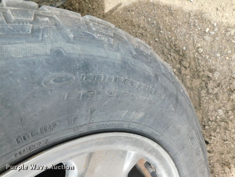 image for item DK8553 2011 Chevrolet Silverado 2500HD  pickup truck