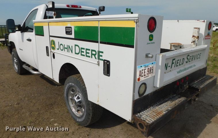 image for item DK8554 2011 Chevrolet Silverado 2500HD  utility bed pickup truck