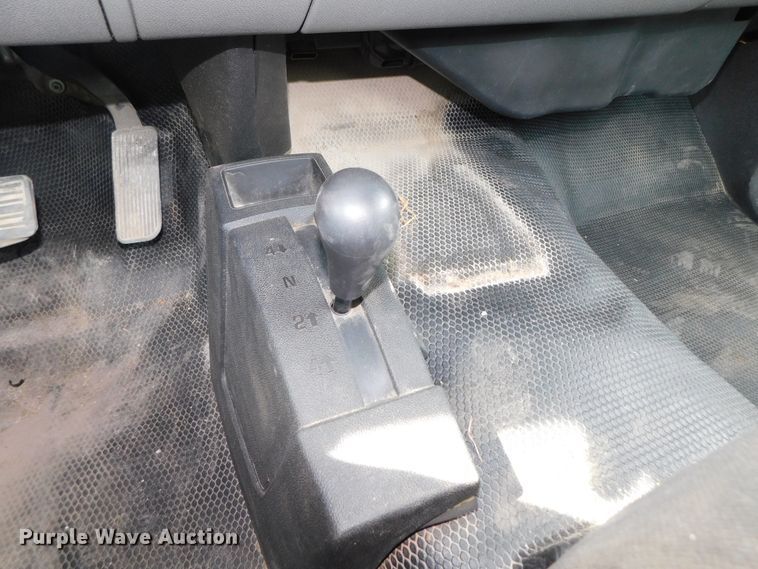 image for item DK8554 2011 Chevrolet Silverado 2500HD  utility bed pickup truck