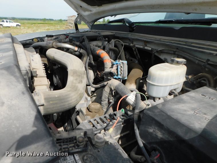 image for item DK8554 2011 Chevrolet Silverado 2500HD  utility bed pickup truck