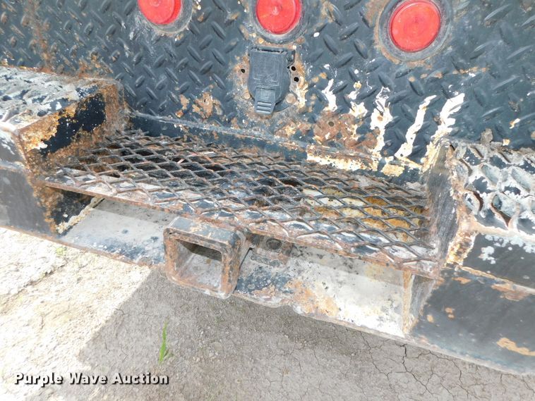 image for item DK8554 2011 Chevrolet Silverado 2500HD  utility bed pickup truck