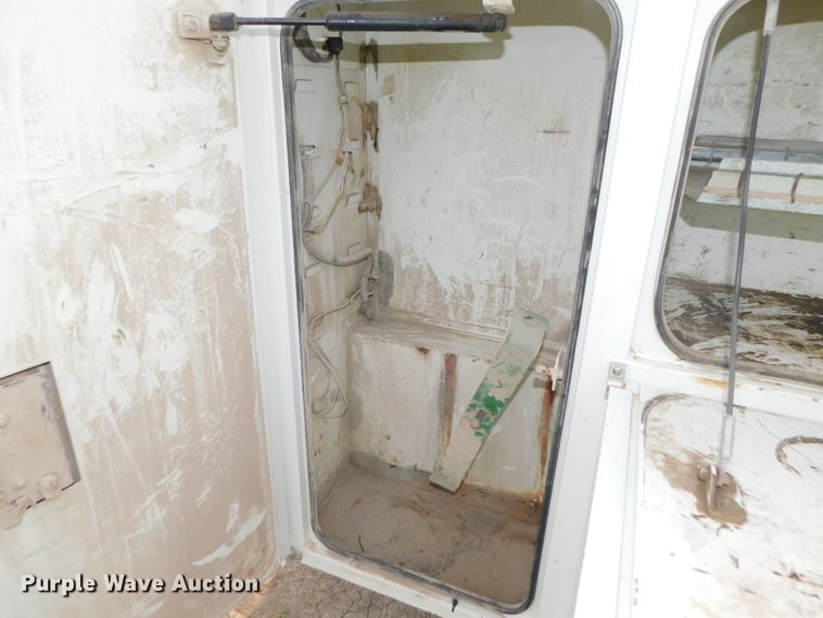 image for item DK8554 2011 Chevrolet Silverado 2500HD  utility bed pickup truck