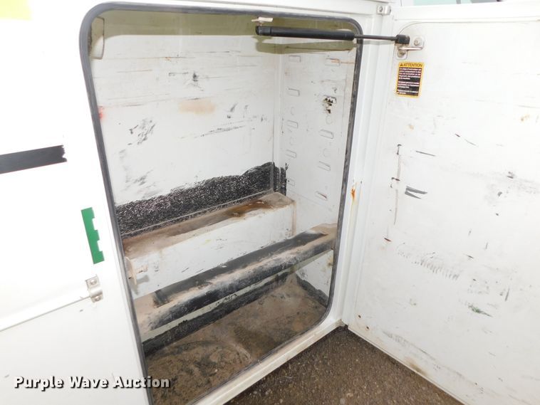 image for item DK8554 2011 Chevrolet Silverado 2500HD  utility bed pickup truck