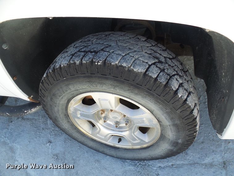 image for item DL0988 2011 Chevrolet Silverado 1500  Ext. Cab pickup truck